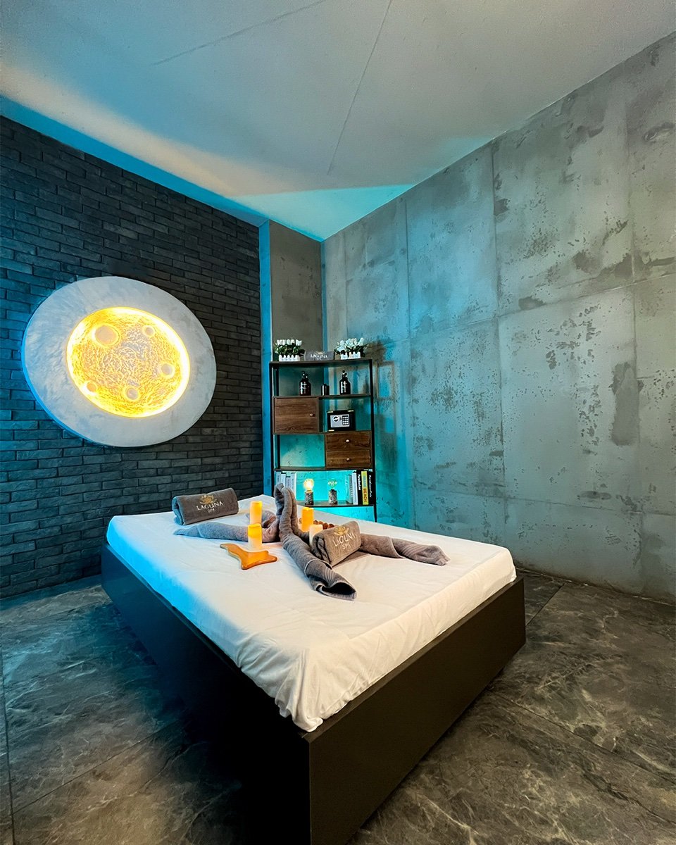 Laguna SPA background